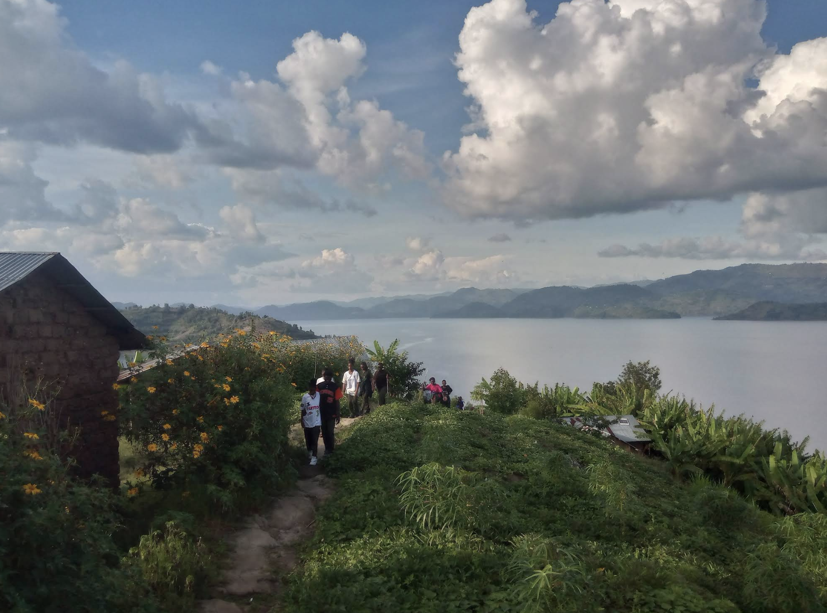 Hiking on Batutsi Island